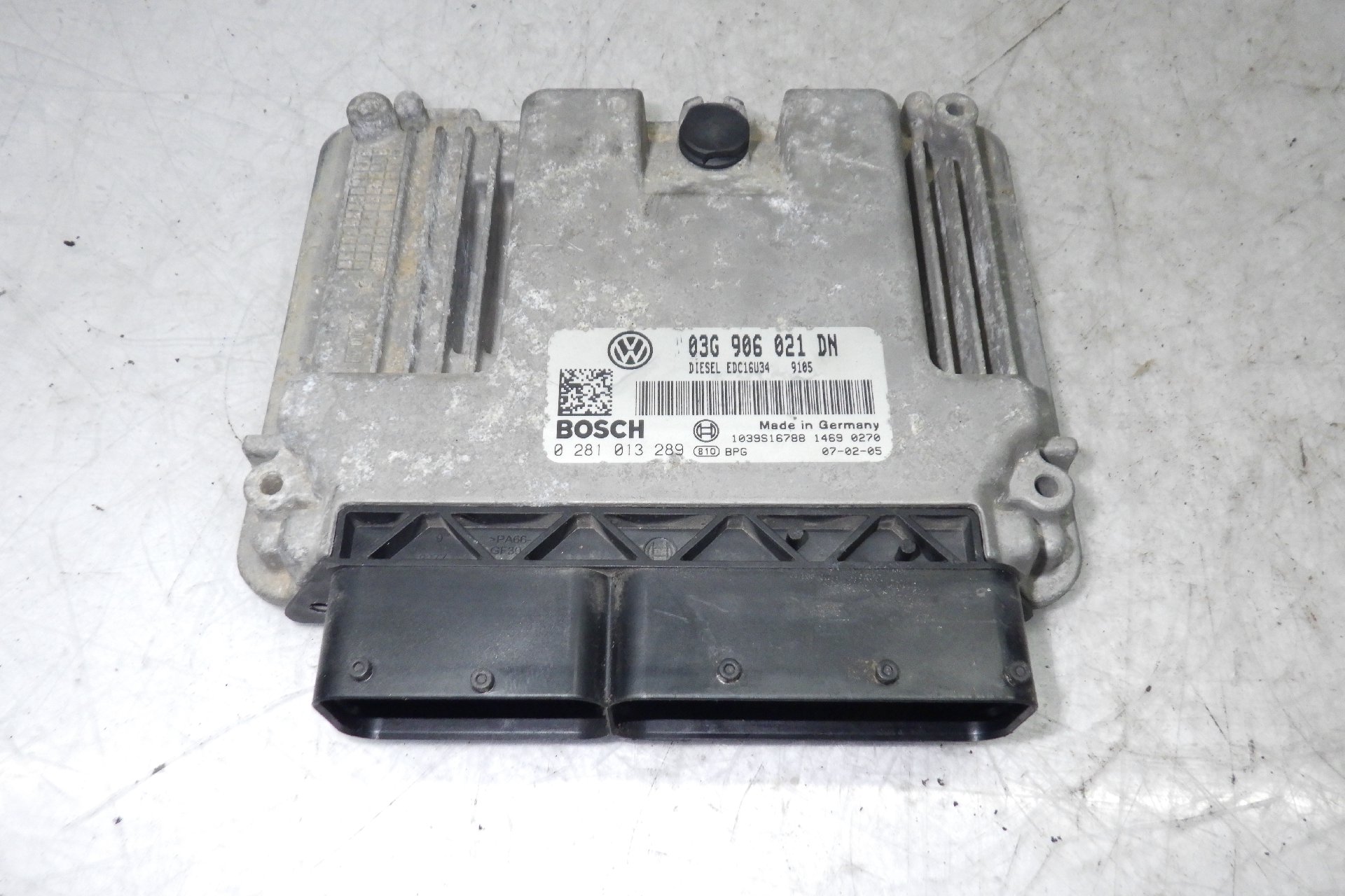 thumbnail image 2 of High Pressure Fuel Pump For Audi A3, VW Touran 2007, Skoda Octavia 04-08 1.6L – Topcn 2 of 4